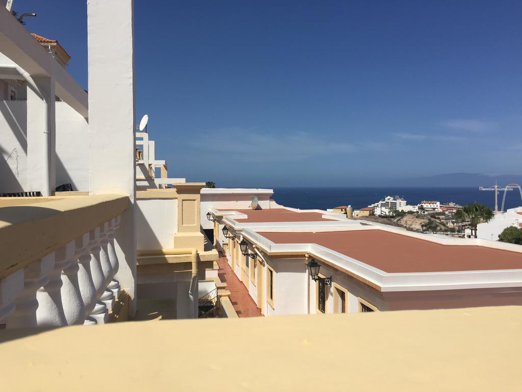 Costa Adeje Suite - Siam Park Area Екстер'єр фото